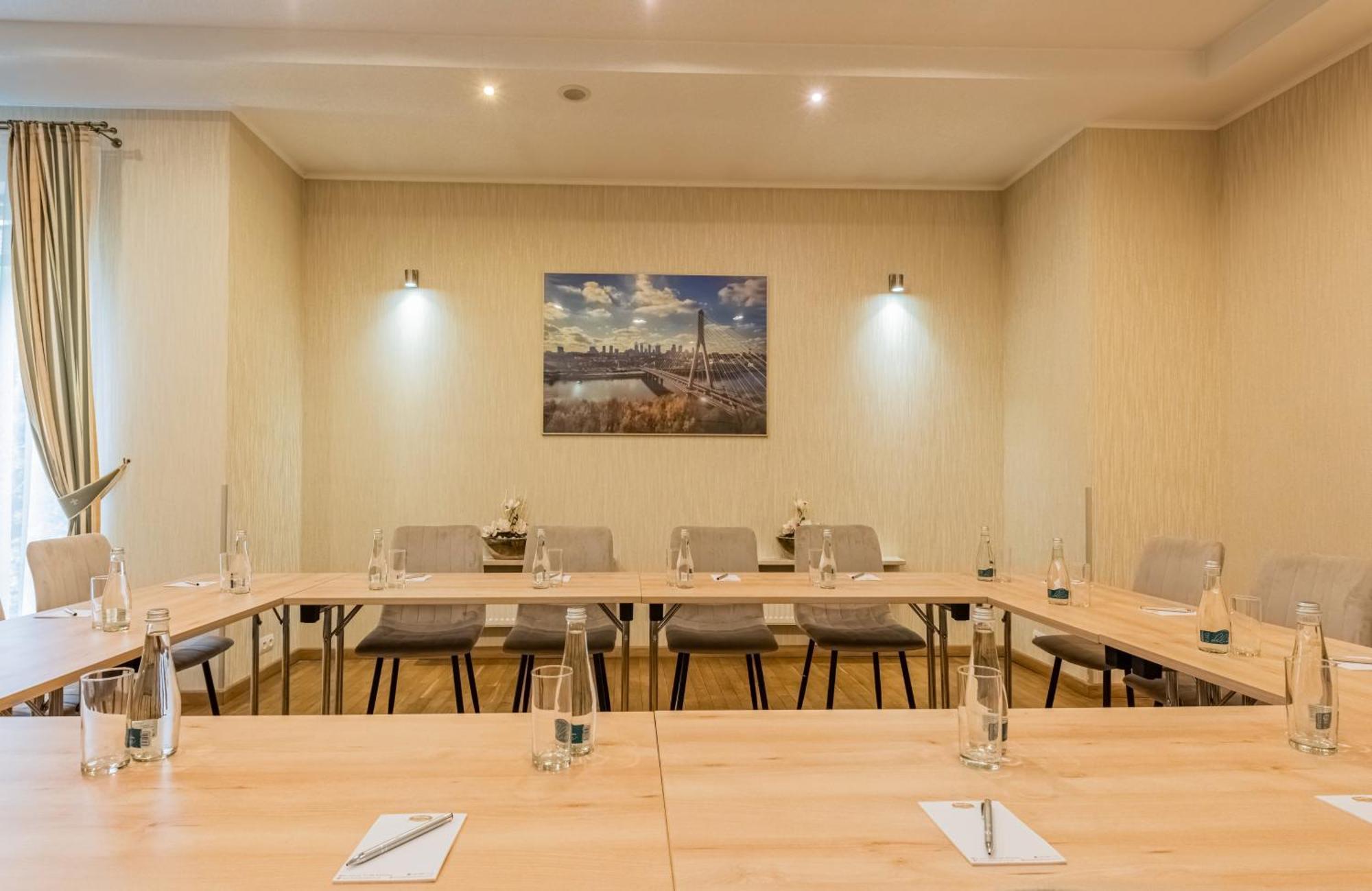 Hotel "Na Uboczu" Warsaw Luaran gambar